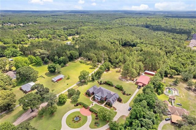 9110 Celeste Road, Saraland, AL 36571