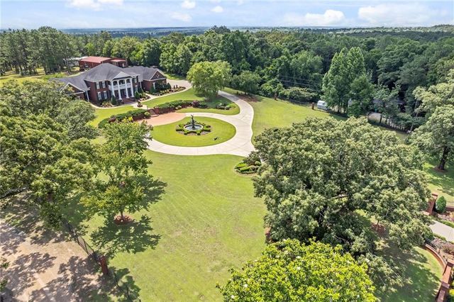 9110 Celeste Road, Saraland, AL 36571