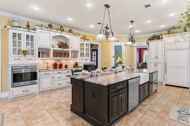 9110 Celeste Road, Saraland, AL 36571