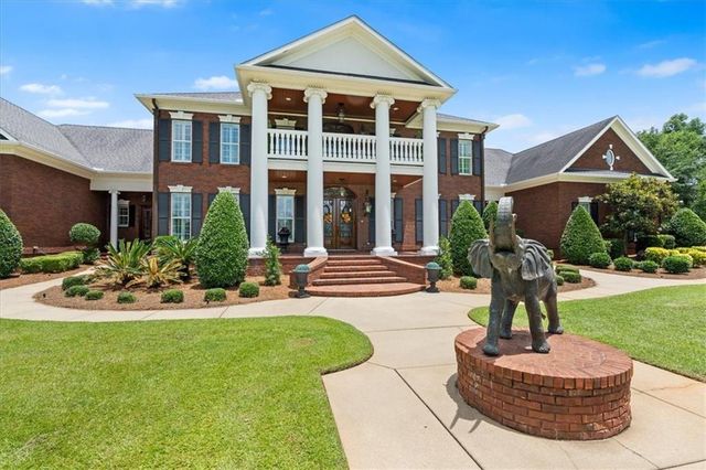 9110 Celeste Road, Saraland, AL 36571