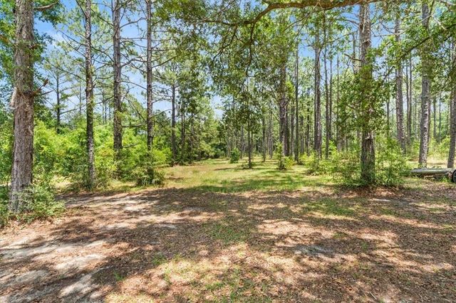 9110 Celeste Road, Saraland, AL 36571