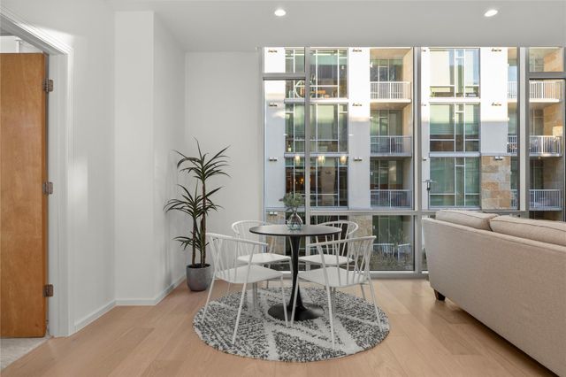 1600 Barton Springs RD 5203, Austin, TX 78704