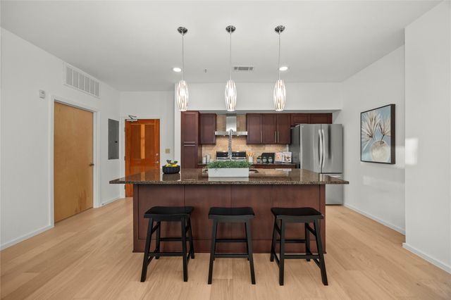 1600 Barton Springs RD 5203, Austin, TX 78704