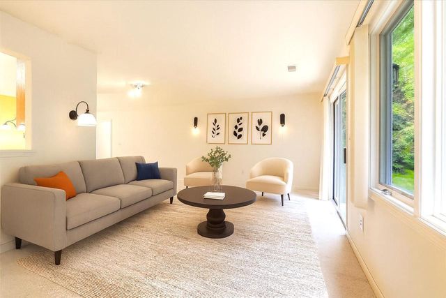 5445 Wild Cherry CIRCLE, Greendale, WI 53129