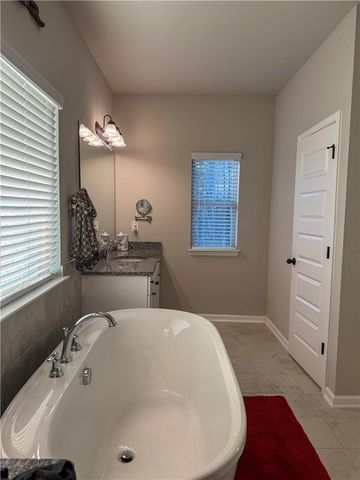 521 Redchurch Drive, Mcdonough, GA 30252