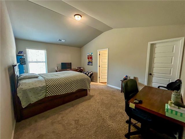 521 Redchurch Drive, Mcdonough, GA 30252