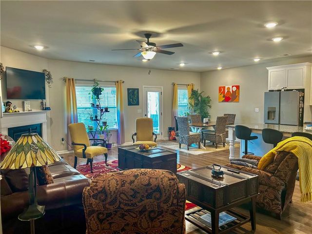 521 Redchurch Drive, Mcdonough, GA 30252