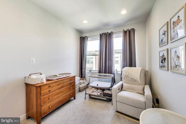 5004 OAKMOORE DR, Rockville, MD 20852