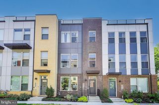 5004 OAKMOORE DR, Rockville, MD 20852