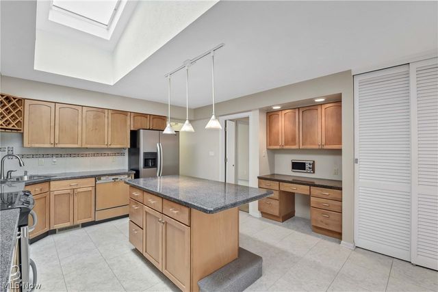 30513 Ednil Drive, Bay Village, OH 44140