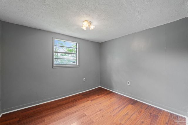 3403 W Hernandez, Pensacola, FL 32505