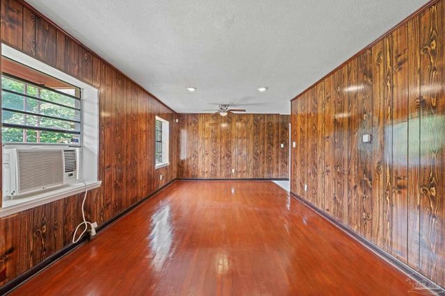3403 W Hernandez, Pensacola, FL 32505