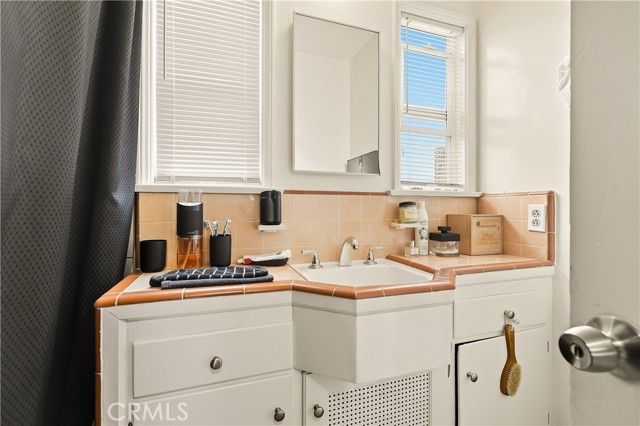 7015 Templeton, Huntington Park, CA 90255