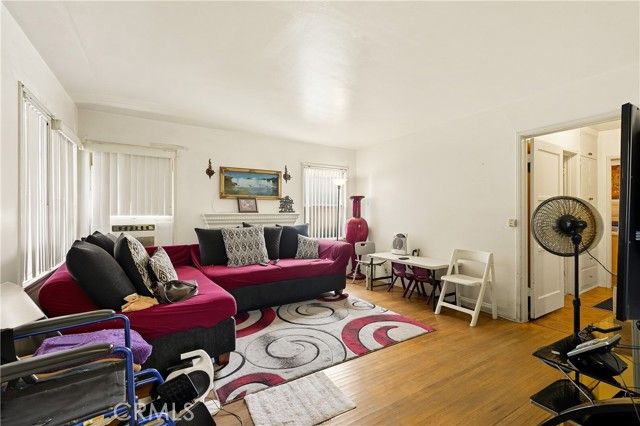 7015 Templeton, Huntington Park, CA 90255