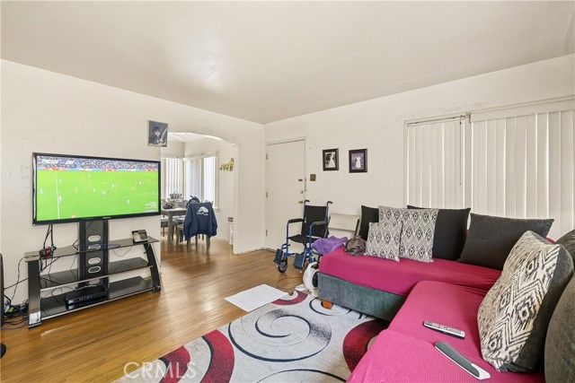 7015 Templeton, Huntington Park, CA 90255