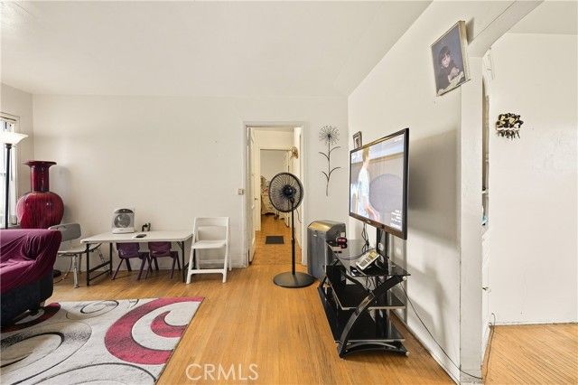 7015 Templeton, Huntington Park, CA 90255