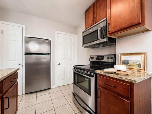 1459 Elmwood Avenue, Columbus, OH 43212