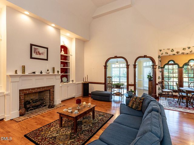 6001 Atkins Farm Court, Raleigh, NC 27606