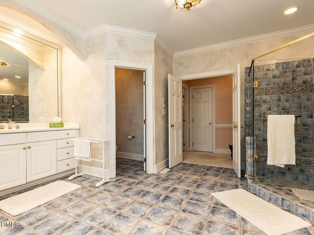 6001 Atkins Farm Court, Raleigh, NC 27606