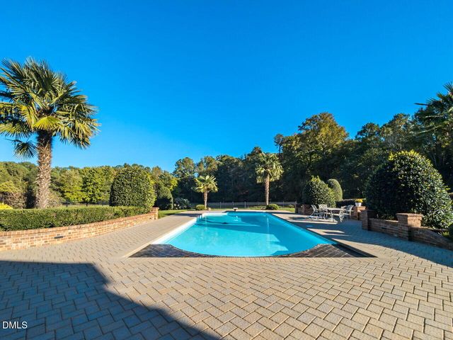 6001 Atkins Farm Court, Raleigh, NC 27606