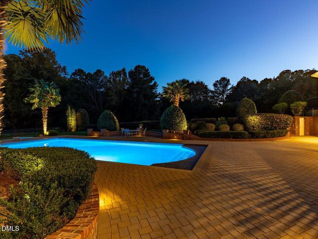 6001 Atkins Farm Court, Raleigh, NC 27606