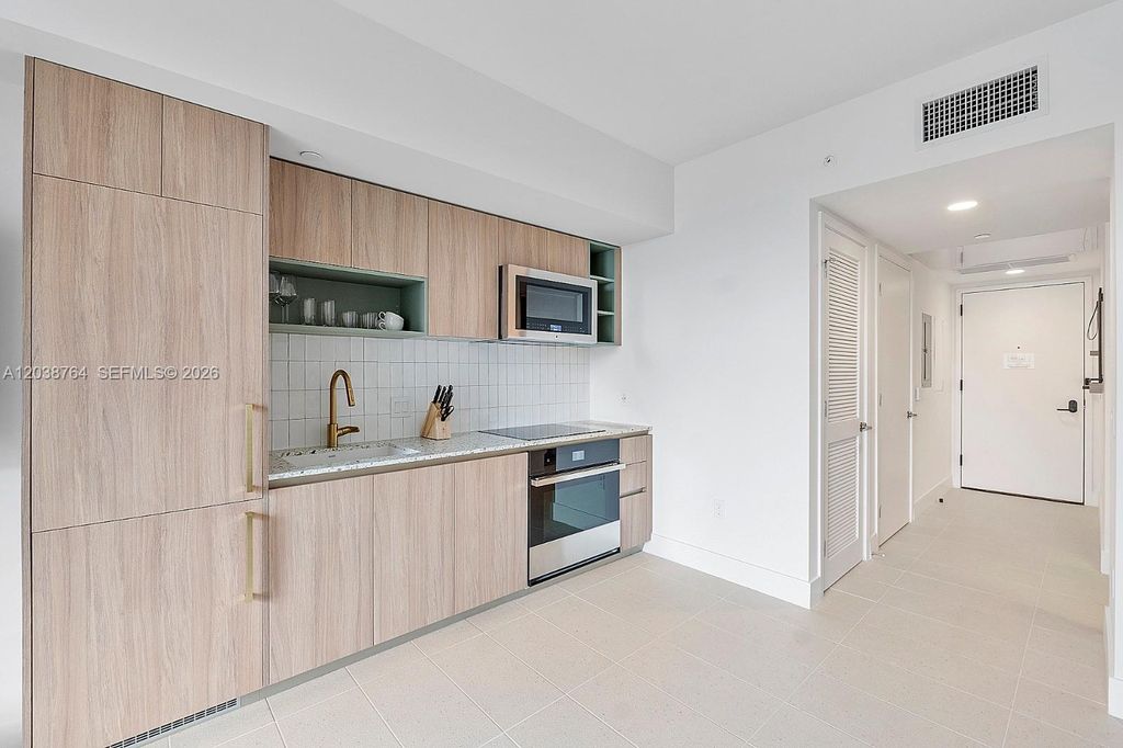 159 NE 6th St 2903, Miami, FL 33132