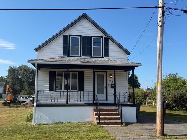 61 Thornton Ave, Methuen, MA 01844