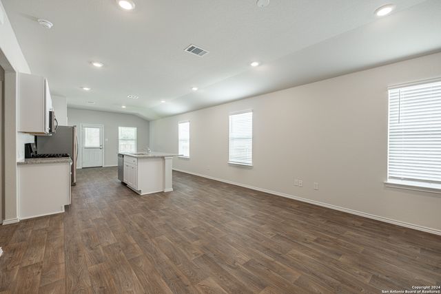 4947 GREYWACKE TRL, San Antonio, TX 78253
