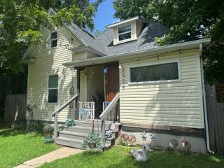 2008 N Howard Avenue, Springfield, MO 65803