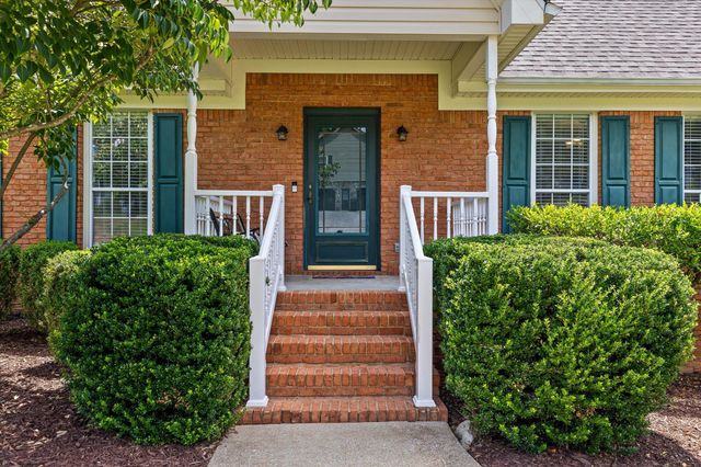 1140 Woodsage Drive, Soddy Daisy, TN 37379