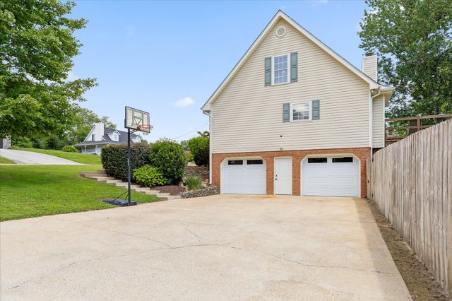 1140 Woodsage Drive, Soddy Daisy, TN 37379