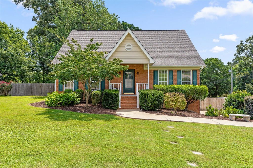 1140 Woodsage Drive, Soddy Daisy, TN 37379