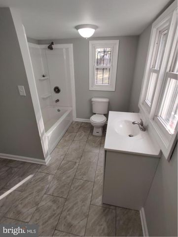 62 CAPITOL ST, Paulsboro, NJ 08066