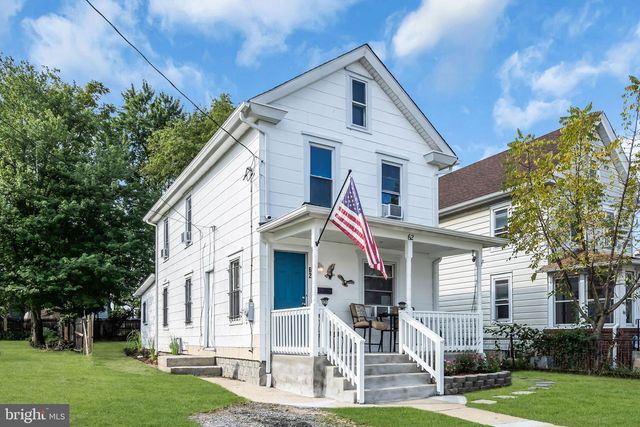 62 CAPITOL ST, Paulsboro, NJ 08066