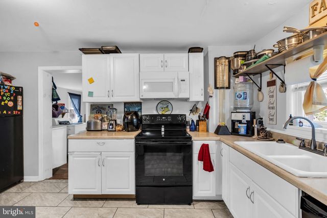 62 CAPITOL ST, Paulsboro, NJ 08066