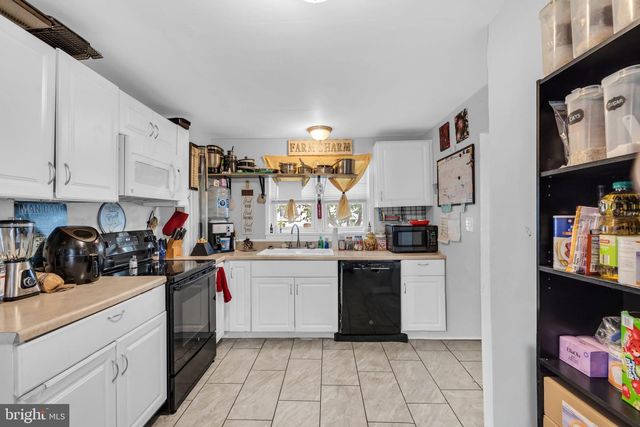 62 CAPITOL ST, Paulsboro, NJ 08066