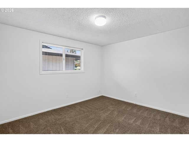 3738 Ne 45TH St, Vancouver, WA 98661