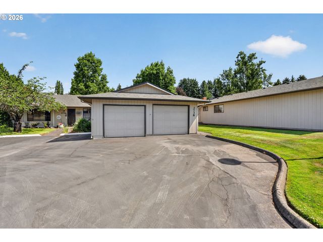 3738 Ne 45TH St, Vancouver, WA 98661