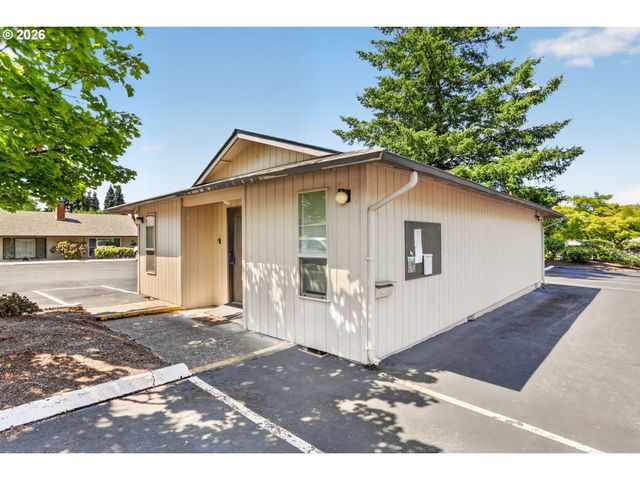 3738 Ne 45TH St, Vancouver, WA 98661