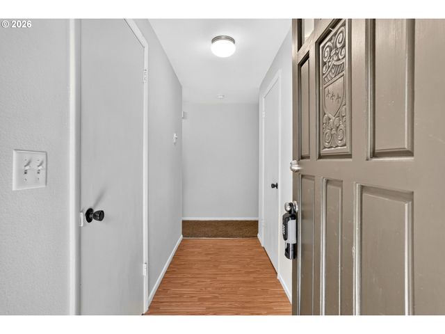 3738 Ne 45TH St, Vancouver, WA 98661