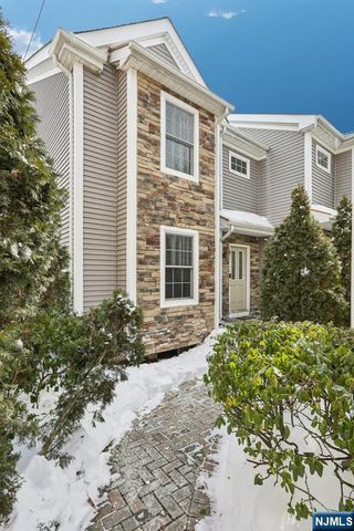 784 Kinderkamack Road 101, River Edge, NJ 07661