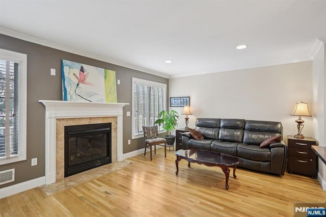 784 Kinderkamack Road 101, River Edge, NJ 07661