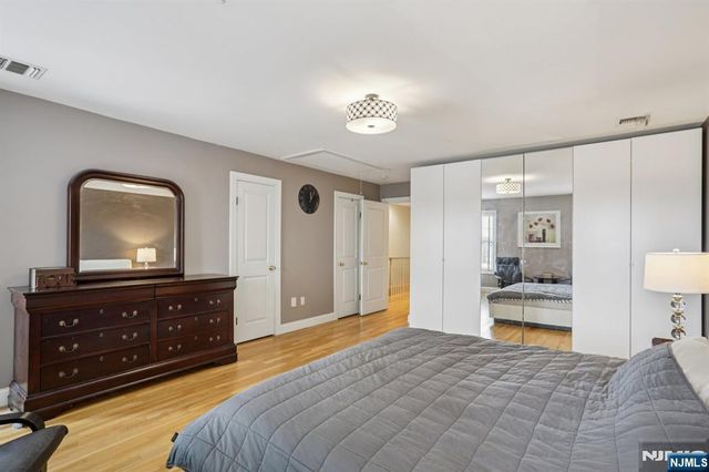 784 Kinderkamack Road 101, River Edge, NJ 07661