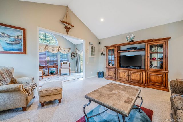 78 Louden Loop, Mount Sinai, NY 11766