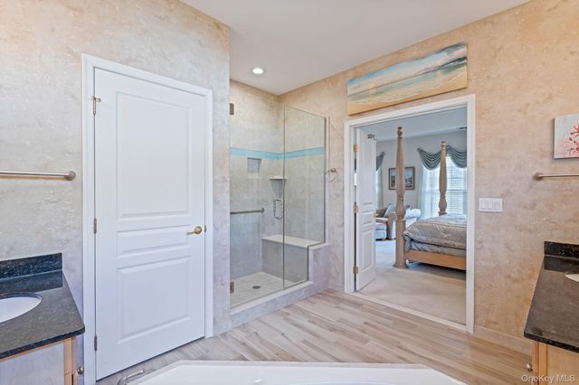 78 Louden Loop, Mount Sinai, NY 11766