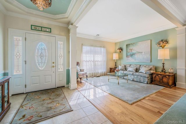 78 Louden Loop, Mount Sinai, NY 11766