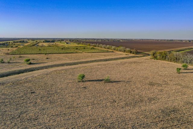 00 County Road 8, Guy, TX 77444