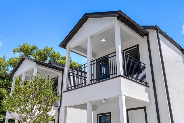 7015 N CENTRAL AVENUE Unit B, Tampa, FL 33604
