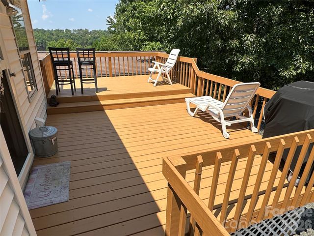 218 Cardinal Badin Shores Drive, New London, NC 28127