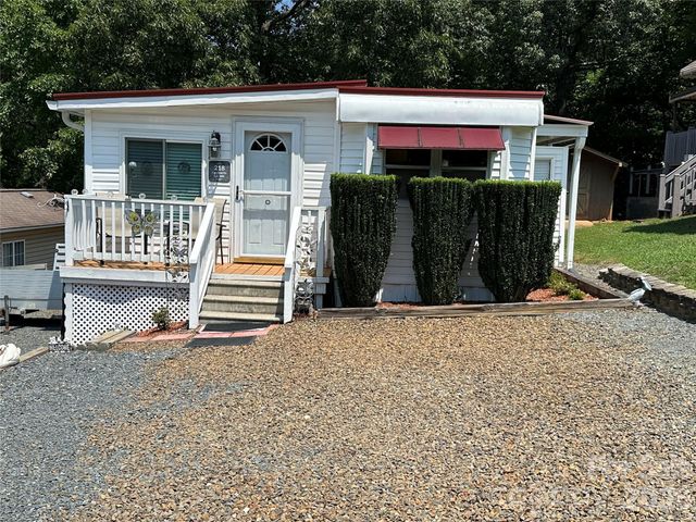 218 Cardinal Badin Shores Drive, New London, NC 28127